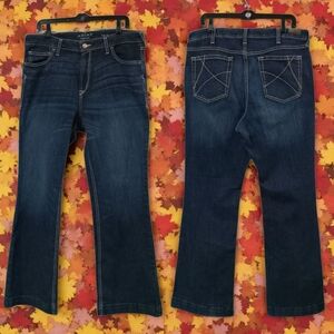 ARIAT‎ WOMEN'S BLUE JEANS 34 FITS 35" VGC